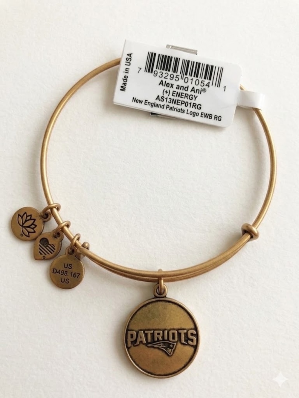 NWT Alex and Ani New England Patriots Logo Bangle - Rafaelian Gold